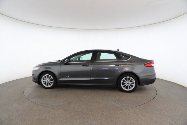 Used 2019 Ford Fusion SE image 7
