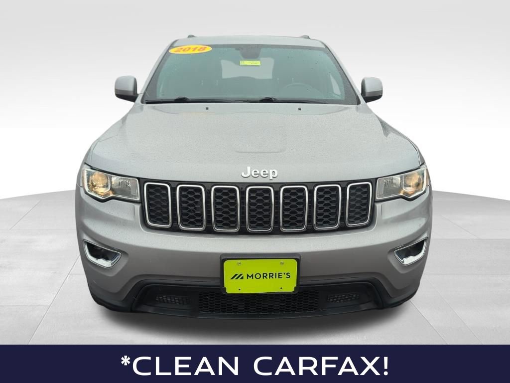 Used 2018 Jeep Grand Cherokee Laredo RWD image 2