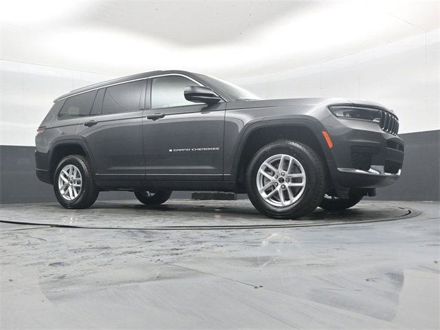 New 2025 Jeep Grand Cherokee L Laredo image 40