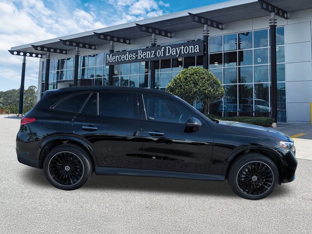 Certified 2023 Mercedes-Benz GLC 300 GLC 300 w/ AMG Line image 3