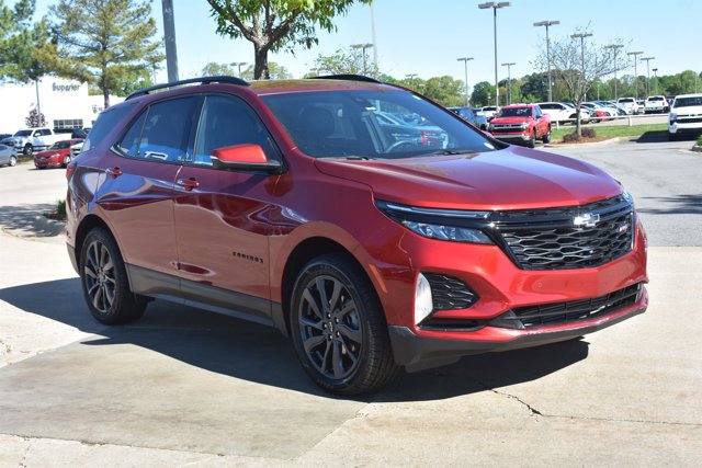 Used 2024 Chevrolet Equinox RS image 3