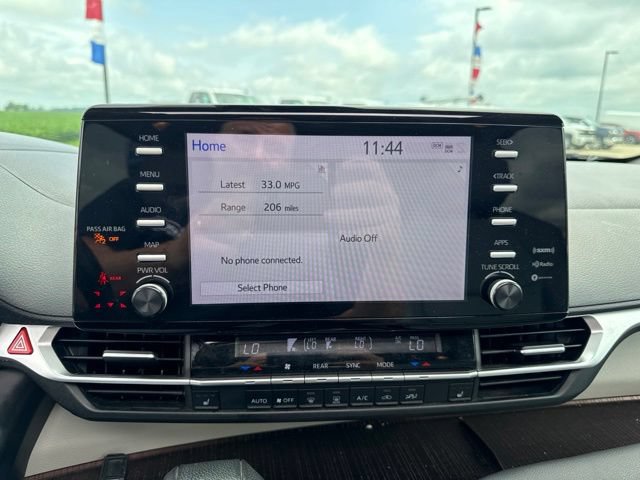 Used 2021 Toyota Sienna XLE AWD/4WD image 21