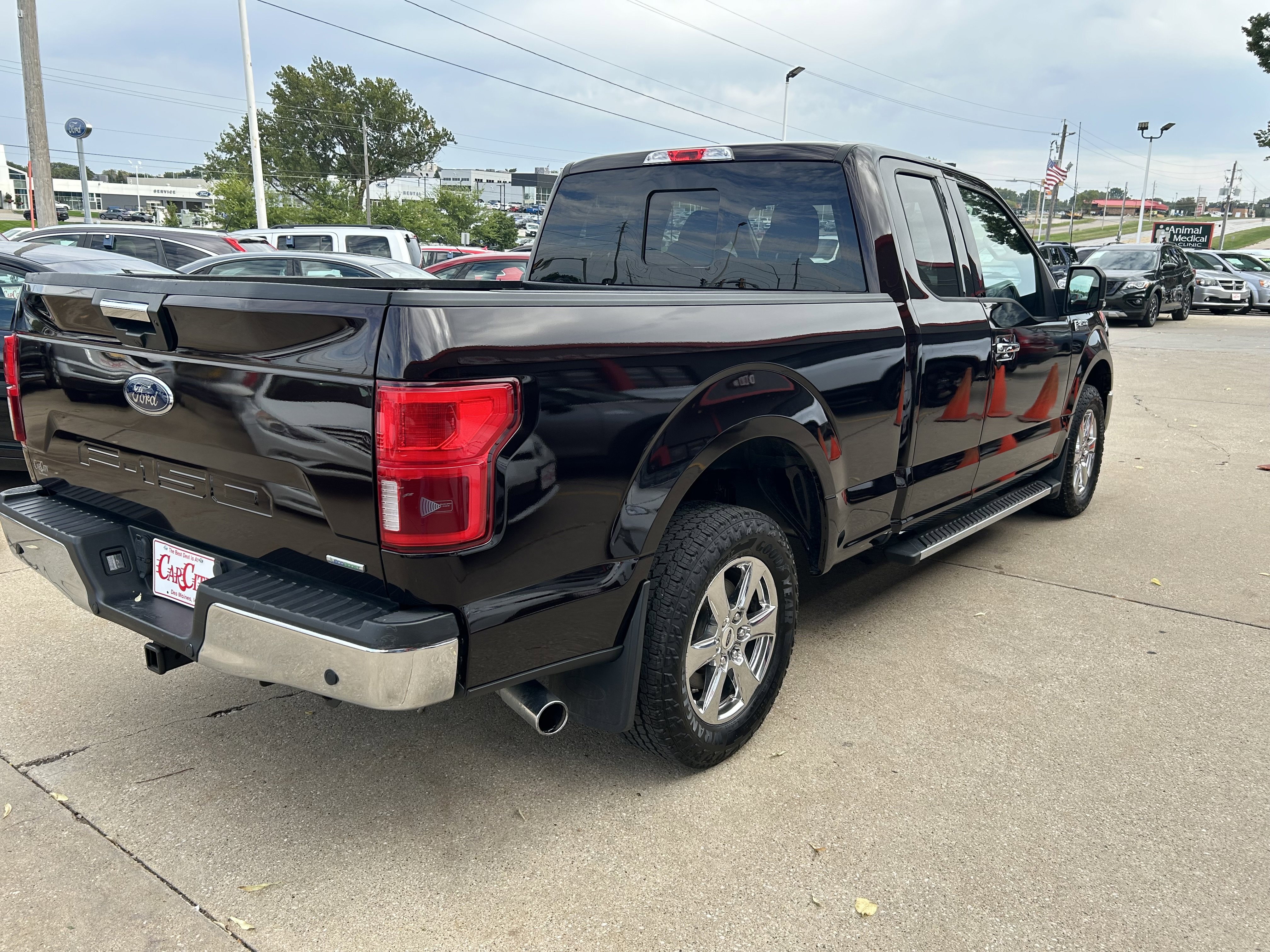 Used 2018 Ford F150 XLT w/ Equipment Group 302A Luxury image 5