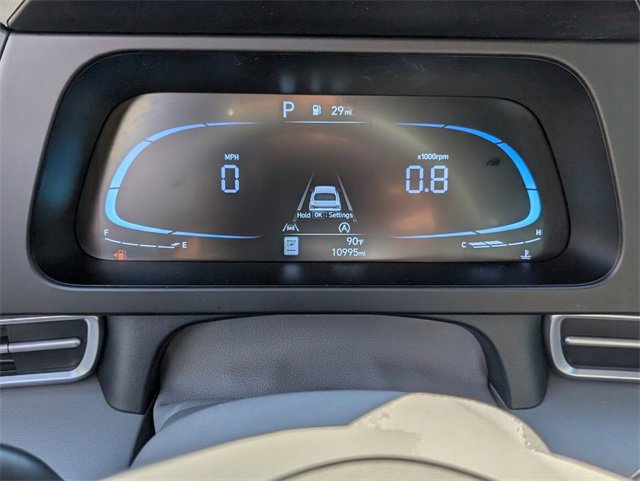 Used 2025 Hyundai Elantra SE image 26