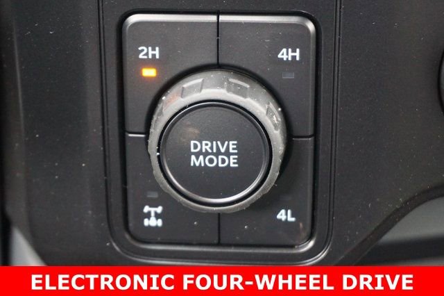 New 2026 Ford F350 XLT w/ XLT Premium Package AWD/4WD image 7