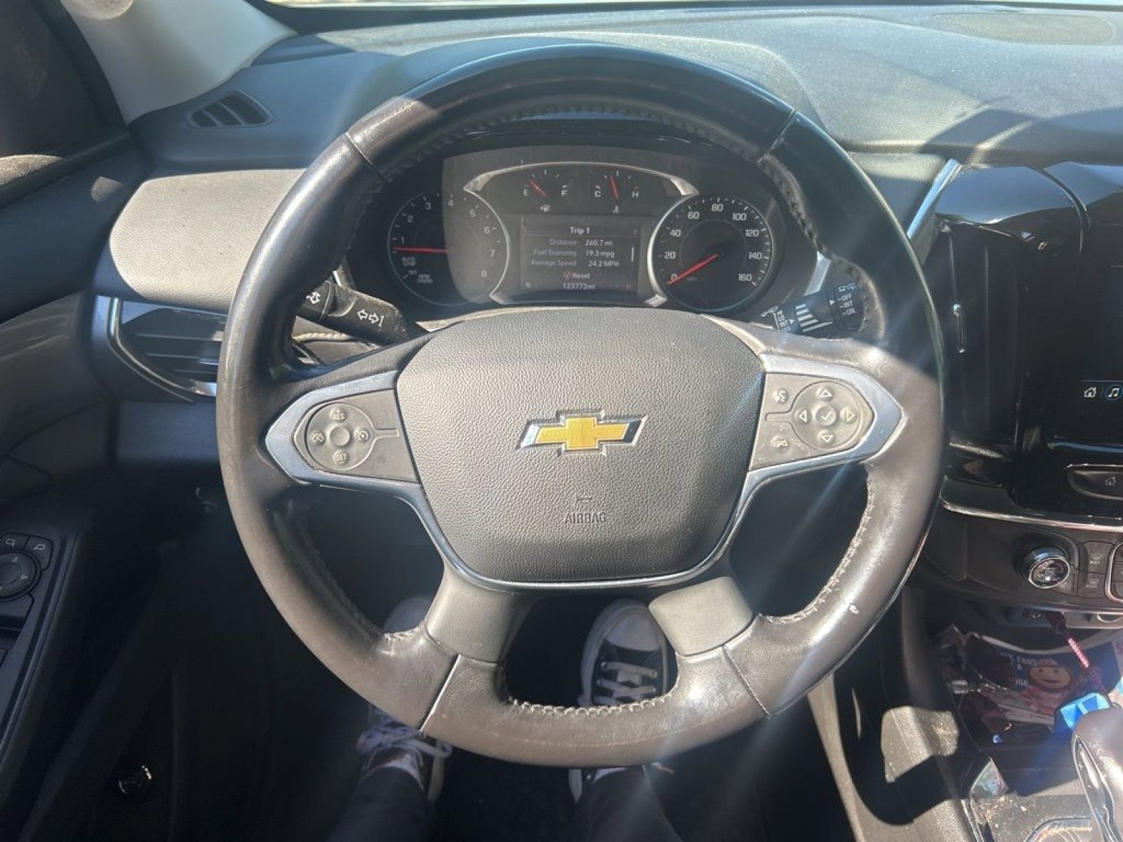 Used 2021 Chevrolet Traverse LT FWD image 11