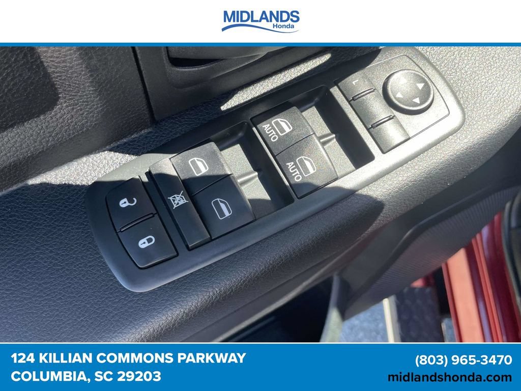 Used 2013 RAM 2500 Tradesman w/ Chrome Appearance Group AWD/4WD image 15