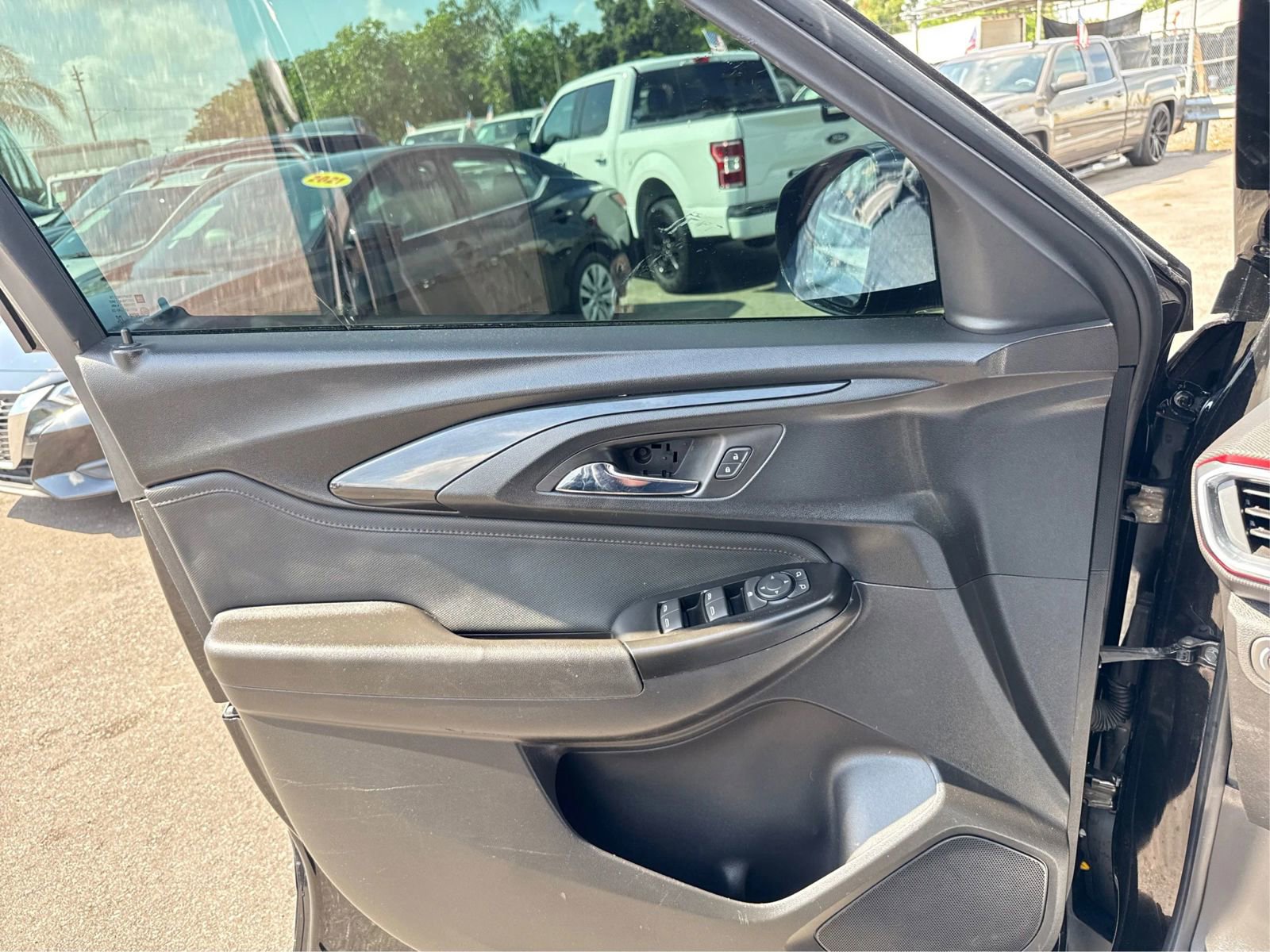 Used 2022 Chevrolet TrailBlazer RS FWD image 21