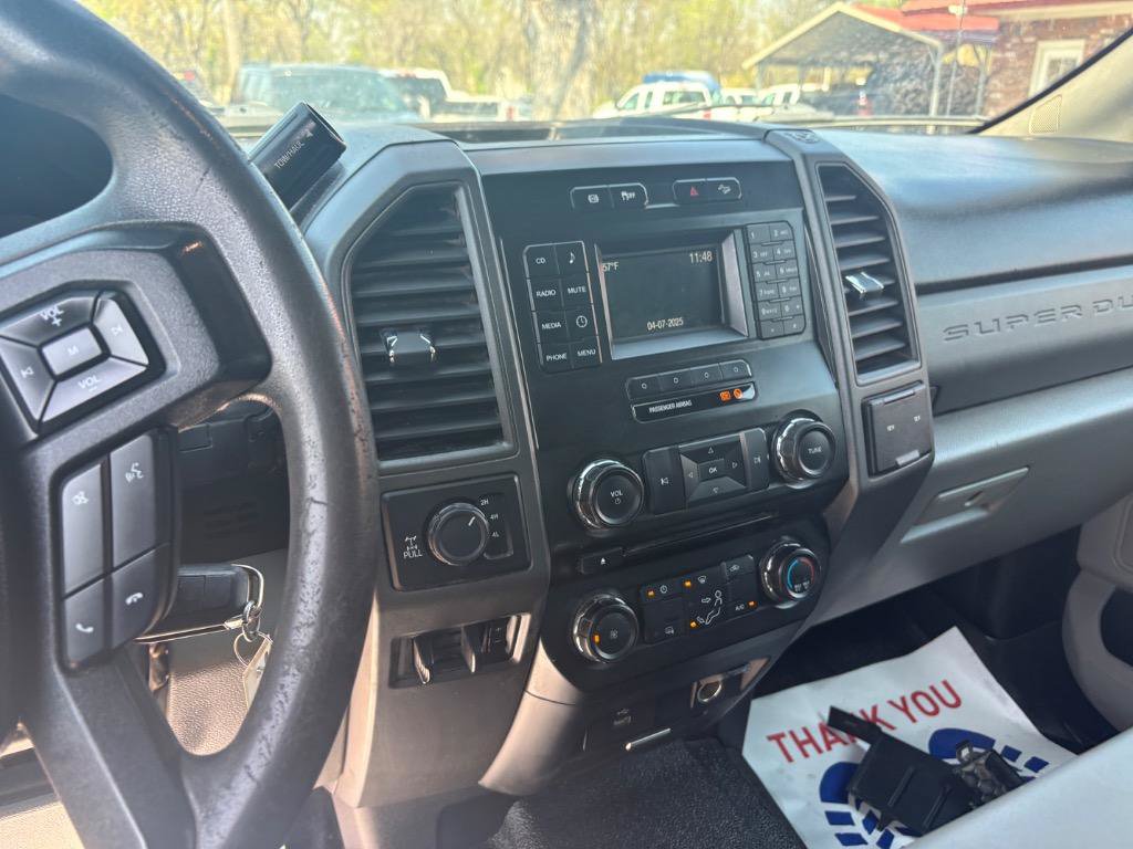 Used 2018 Ford F250 XL w/ STX Appearance Package AWD/4WD image 20