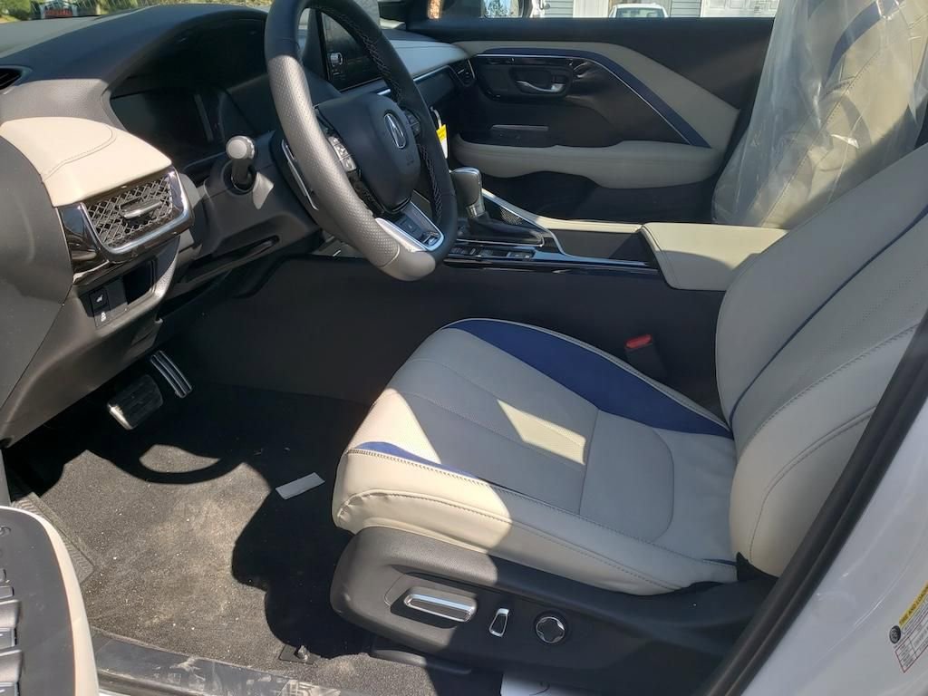 New 2026 Acura ADX A-Spec image 9