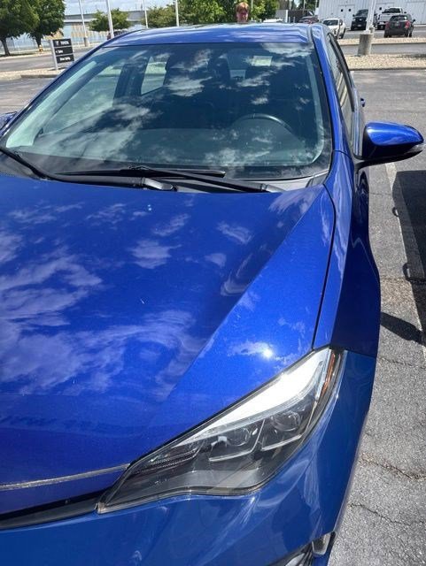 Used 2019 Toyota Corolla SE w/ SE Premium Package FWD image 3