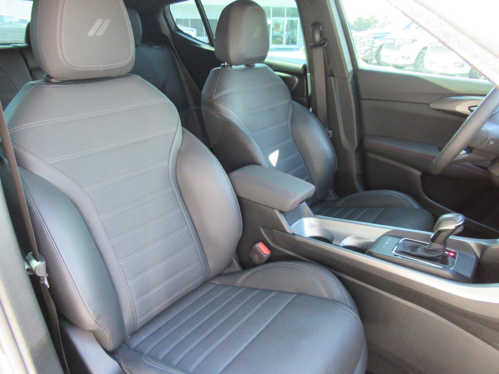 Used 2024 Dodge Hornet GT AWD/4WD image 9