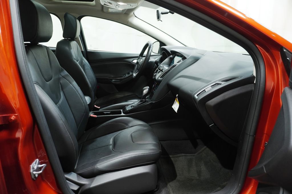 Used 2018 Ford Focus Titanium FWD image 13