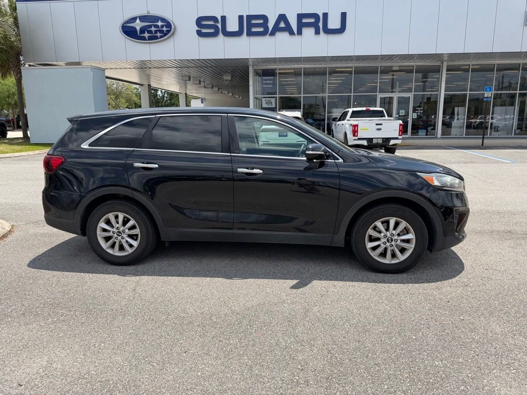 Used 2019 Kia Sorento L FWD image 2