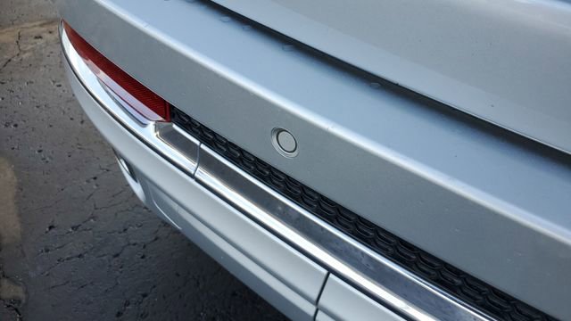 Used 2022 Jeep Grand Cherokee Overland w/ Advanced Protech Group III image 34