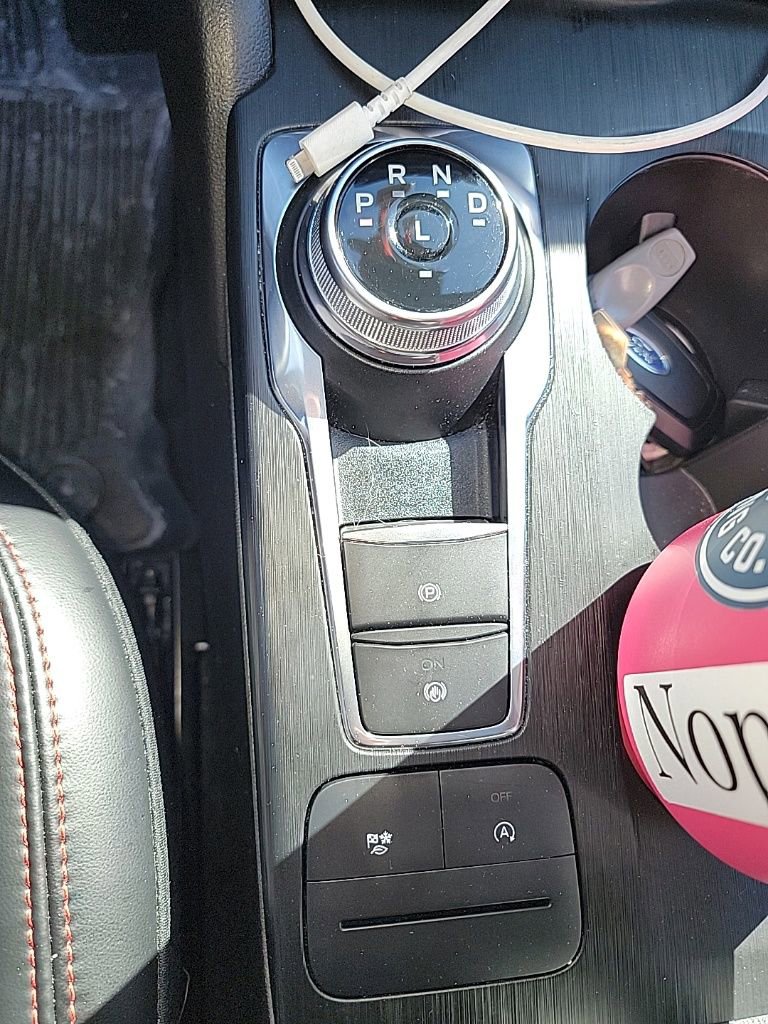 Used 2025 Ford Escape ST-Line w/ Cold Weather Package image 36