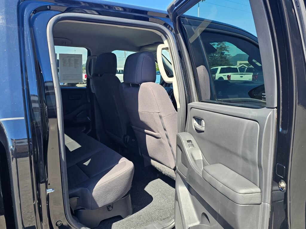 Used 2022 Nissan Frontier S AWD/4WD image 16