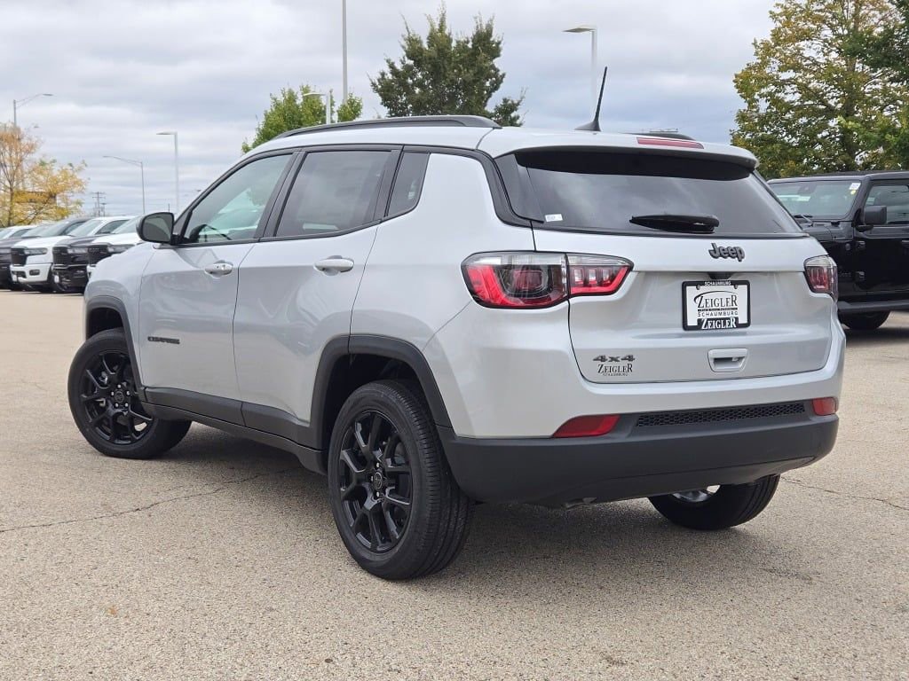 New 2026 Jeep Compass Latitude image 14