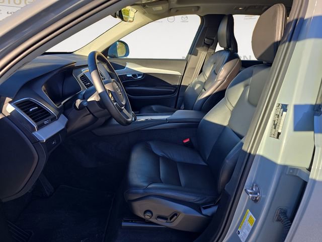 Certified 2025 Volvo XC90 B5 Core image 9