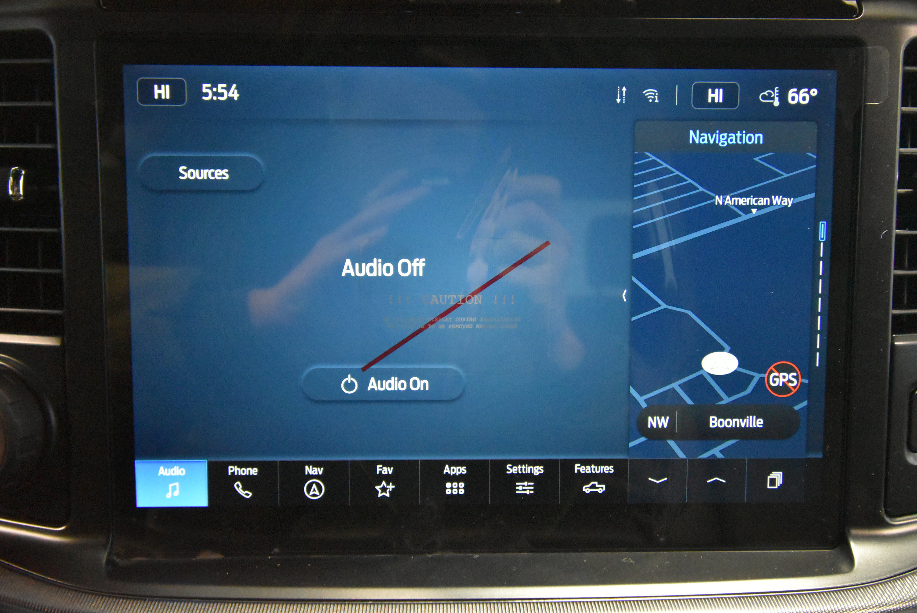 New 2025 Ford F150 Lariat w/ Equipment Group 502A High image 13