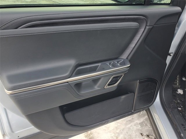 Used 2024 Rivian R1S Adventure image 9