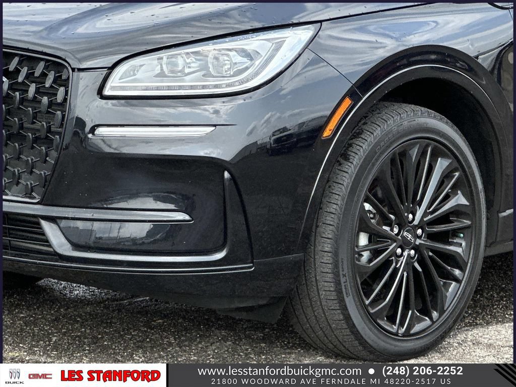 Used 2023 Lincoln Corsair Reserve w/ Jet Appearance Package AWD/4WD image 9