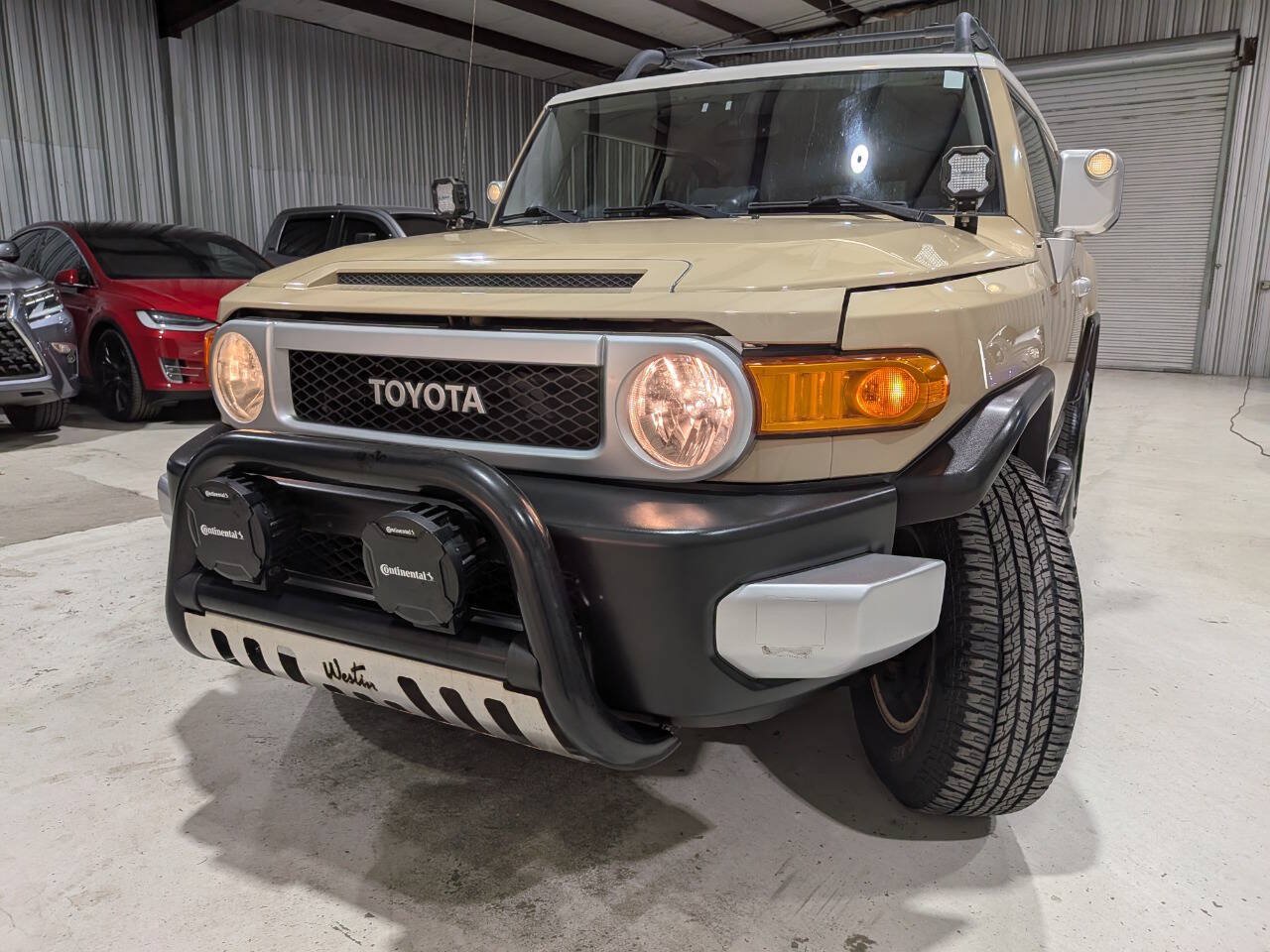Used 2014 Toyota FJ Cruiser 4WD w/ Upgrade Package image 35