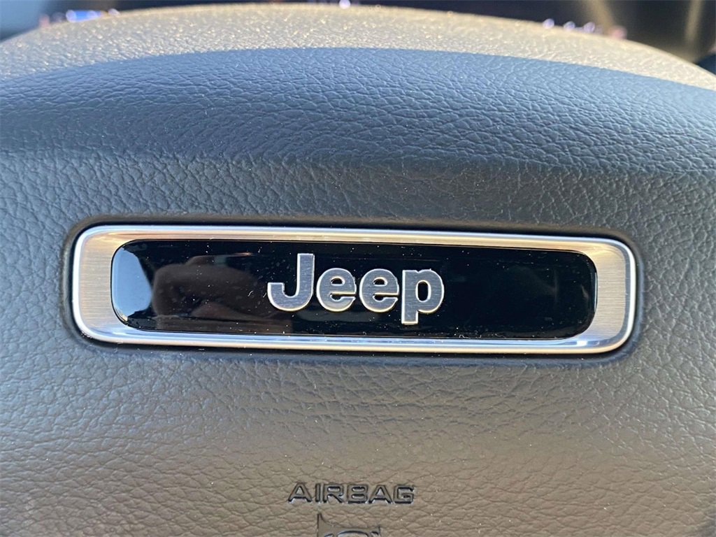 New 2025 Jeep Grand Cherokee L Laredo w/ Luxury Tech Group I image 52