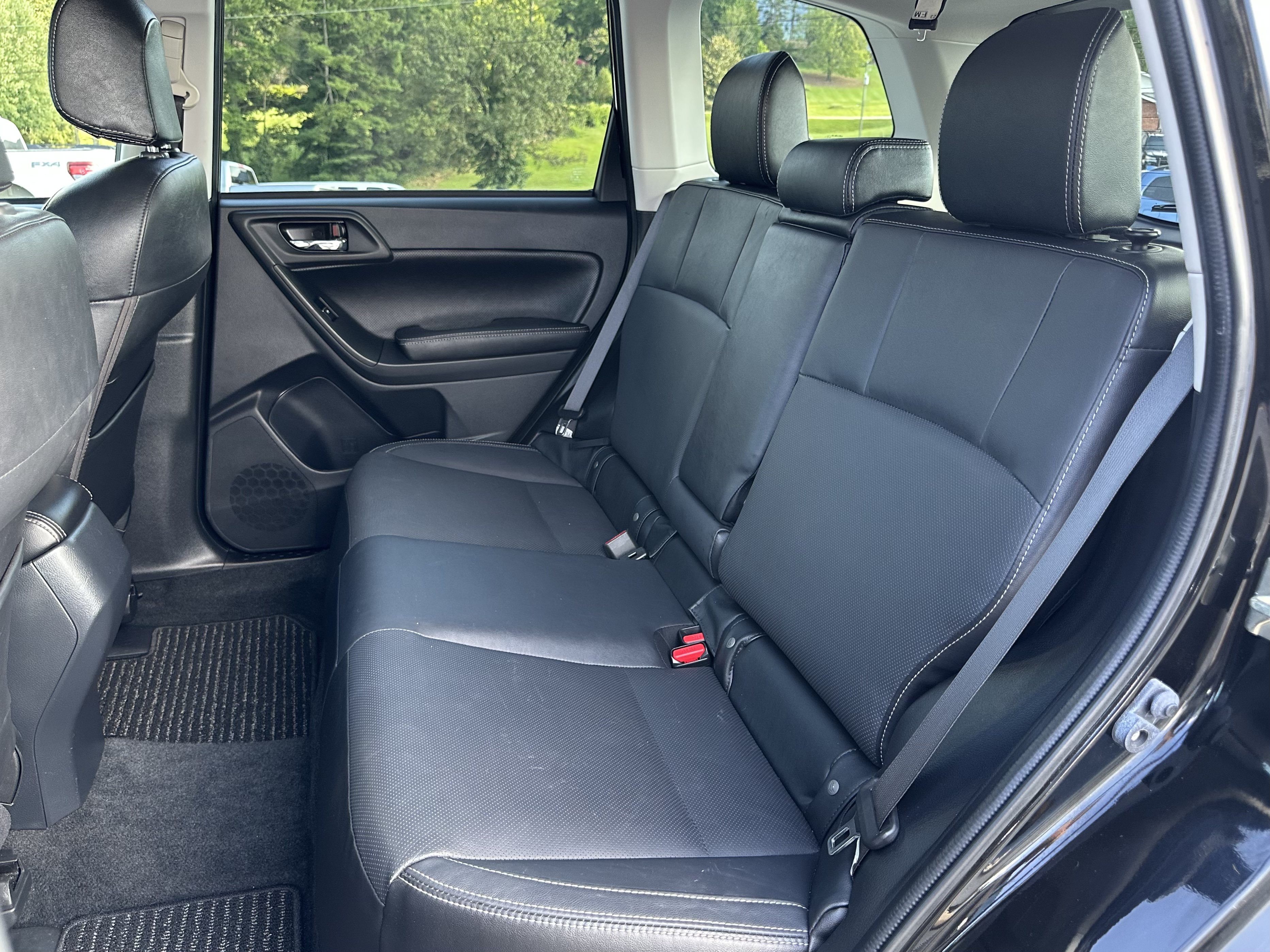 Used 2018 Subaru Forester 2.5i Limited AWD/4WD image 12