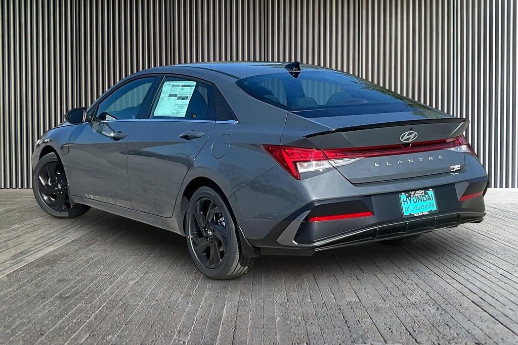 New 2026 Hyundai Elantra SEL Sport image 3