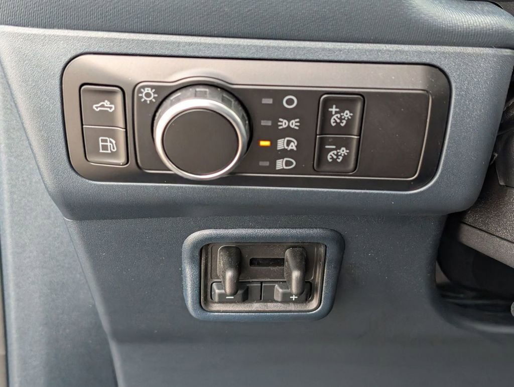 New 2025 Ford Maverick Lariat w/ 4K Tow Package image 40