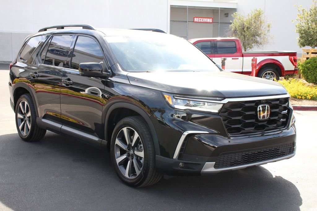 Used 2023 Honda Pilot Elite image 11