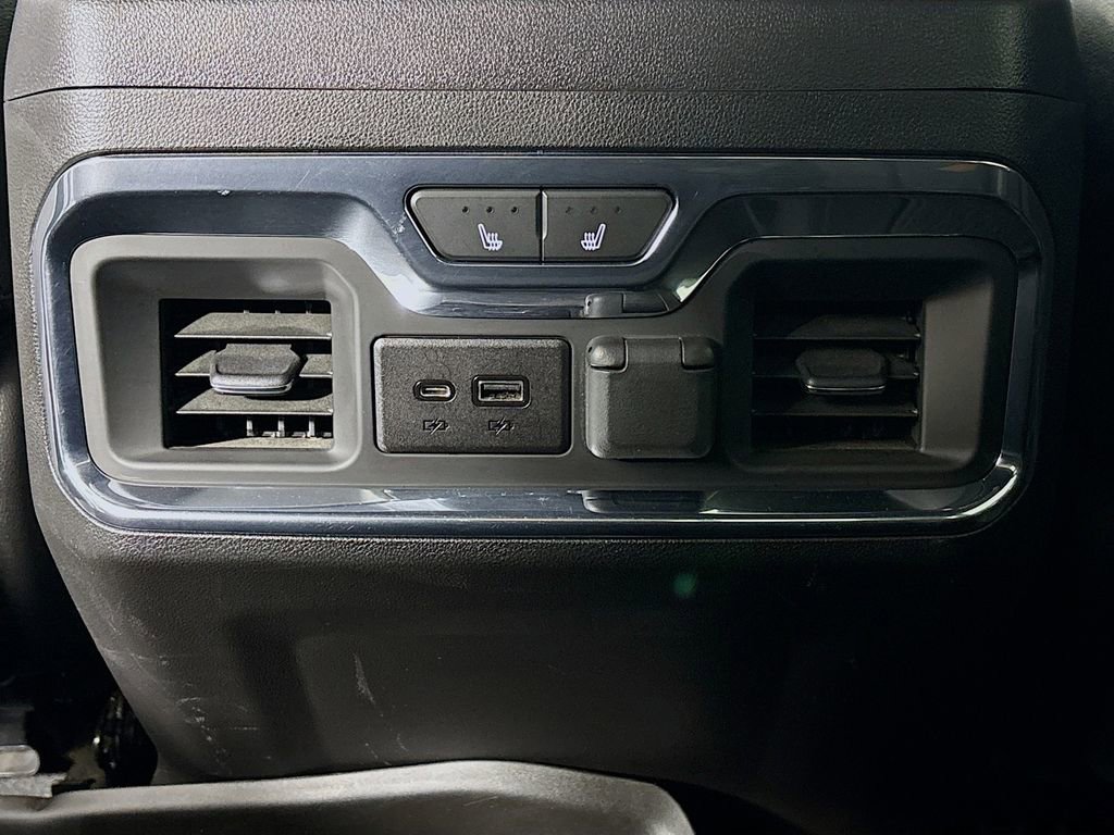 Used 2023 GMC Sierra 3500 AT4 w/ AT4 Premium Plus Package image 29