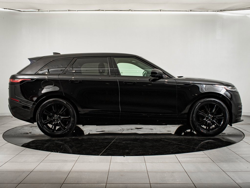 Used 2022 Land Rover Range Rover Velar R-Dynamic S image 11