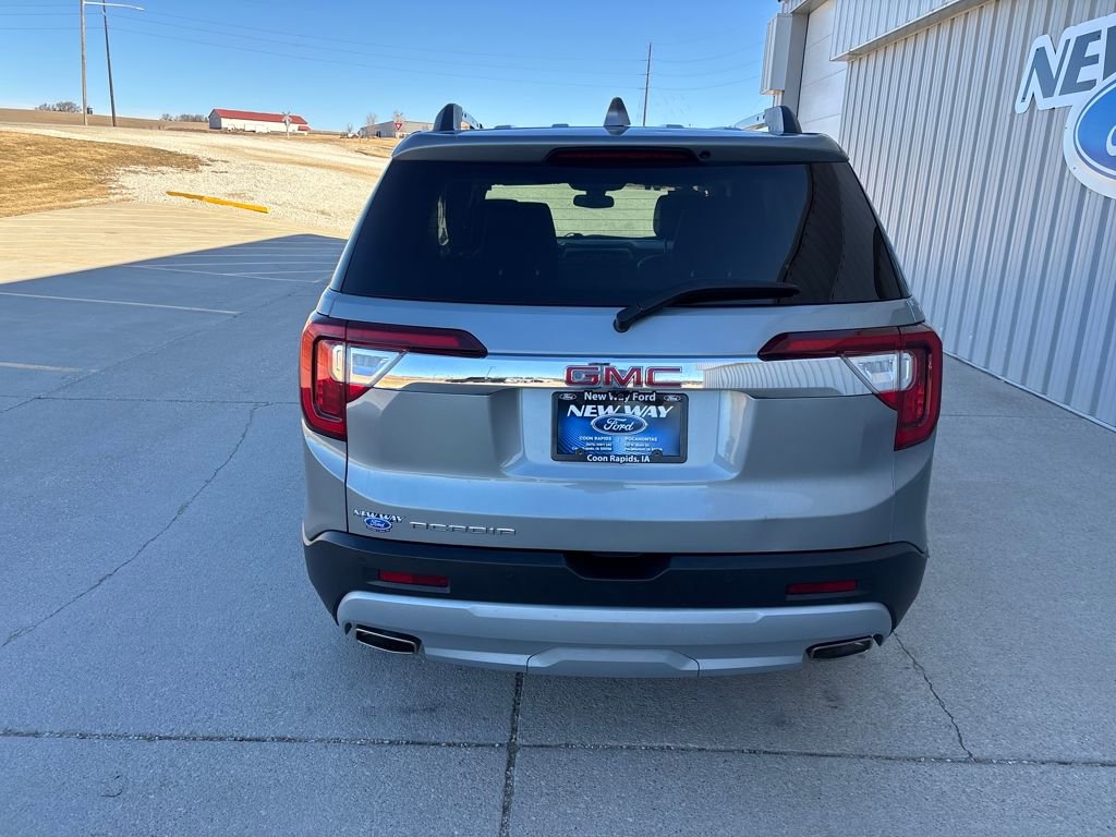 Used 2023 GMC Acadia SLT image 5