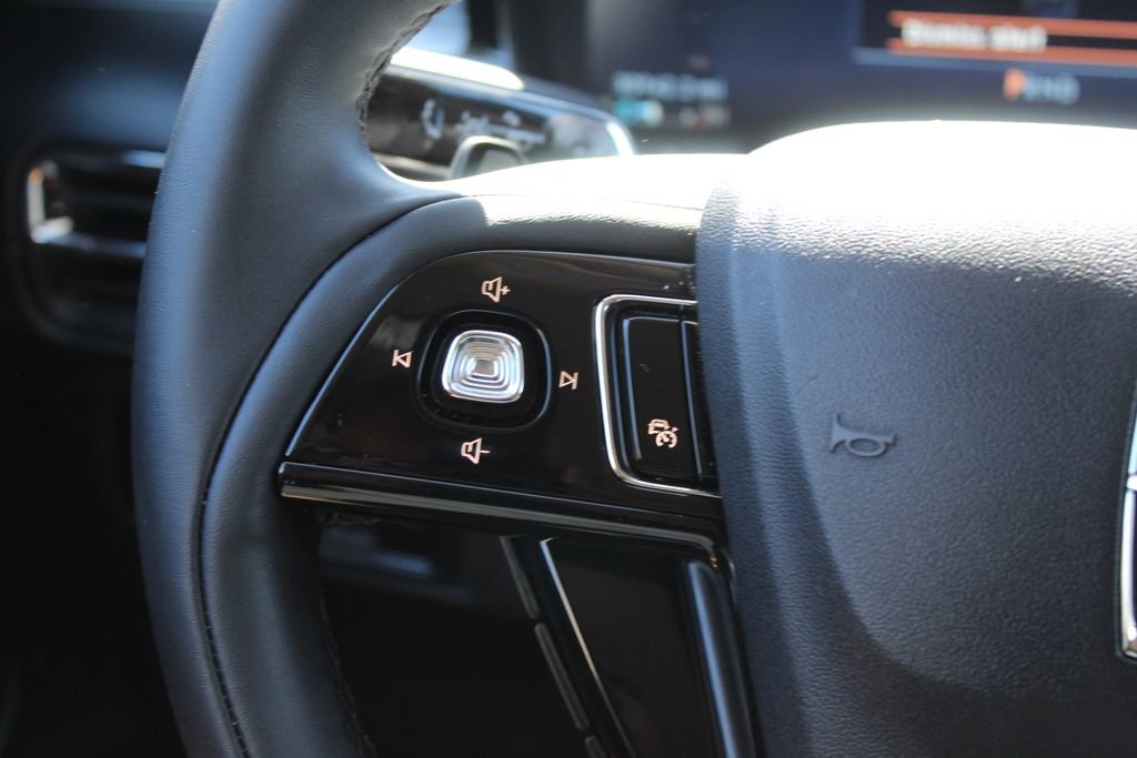 Used 2023 Lincoln Corsair AWD w/ Equipment Group 101A image 11