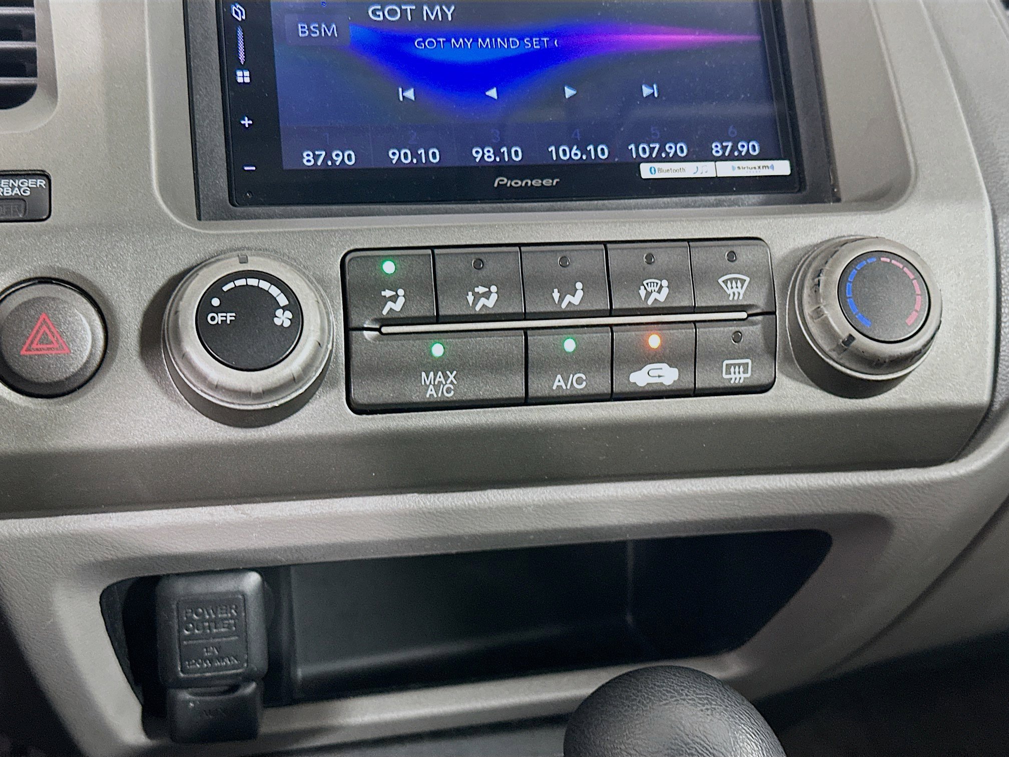 Used 2011 Honda Civic LX image 23