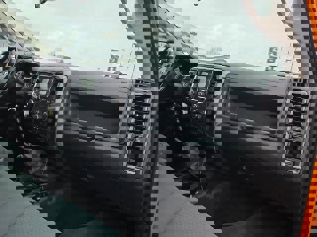 Used 2017 RAM 3500 Tradesman w/ Chrome Appearance Group image 13