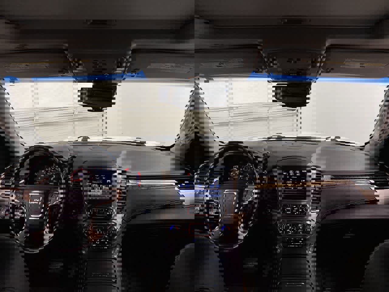 Used 2016 GMC Yukon Denali w/ Open Road Package image 12