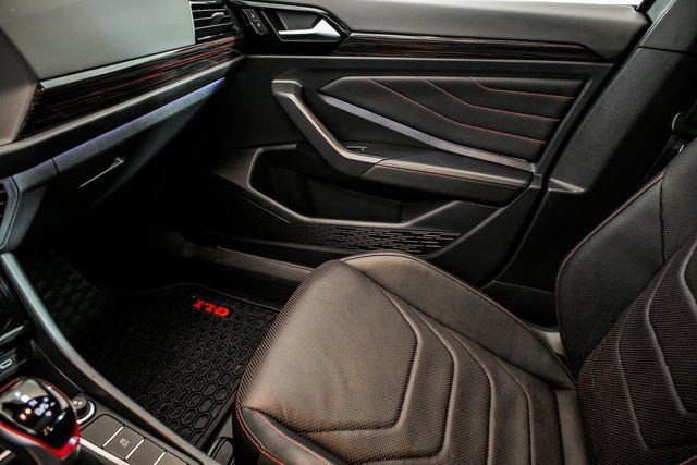 Certified 2024 Volkswagen Jetta GLI Autobahn w/ GLI Black Package image 22