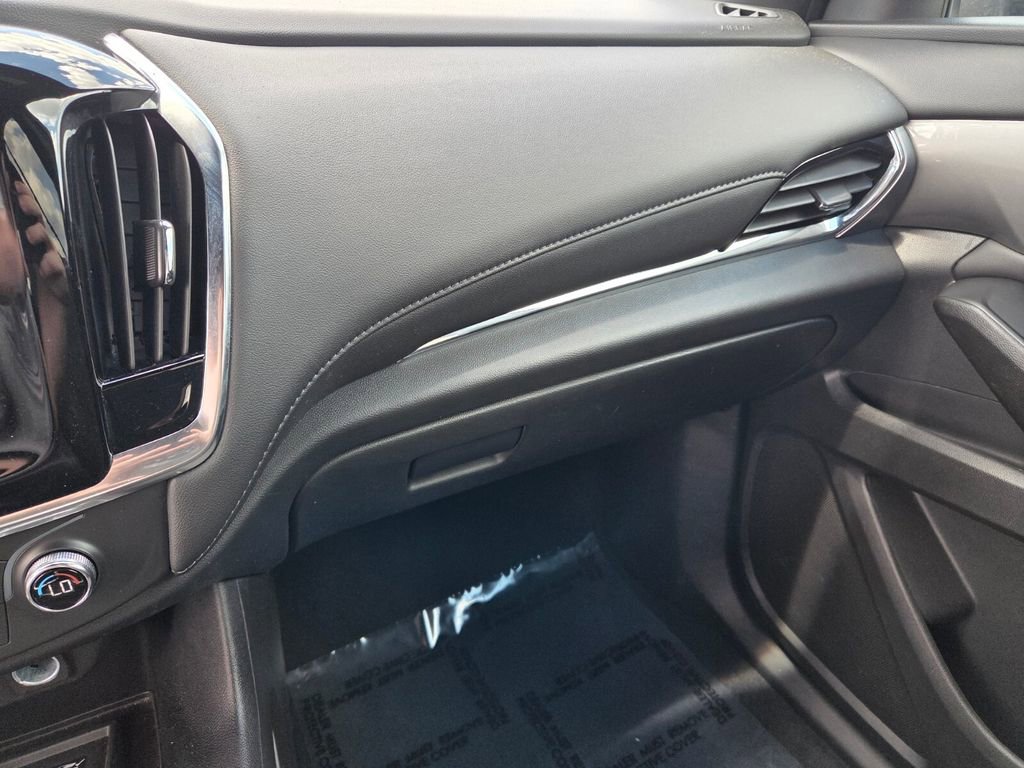 Certified 2023 Chevrolet Traverse LT FWD image 28