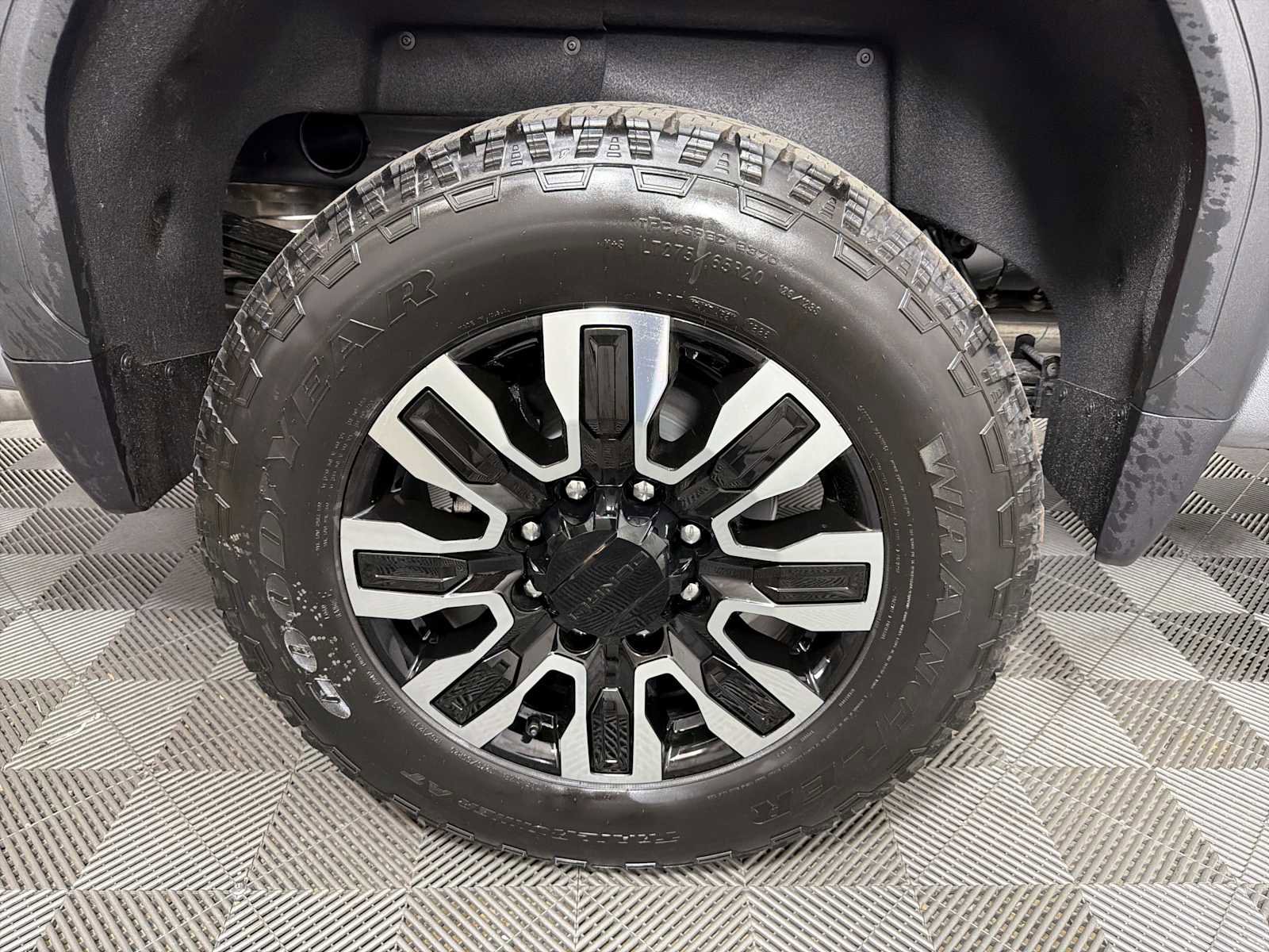 New 2026 GMC Sierra 2500 Denali Ultimate AWD/4WD image 16