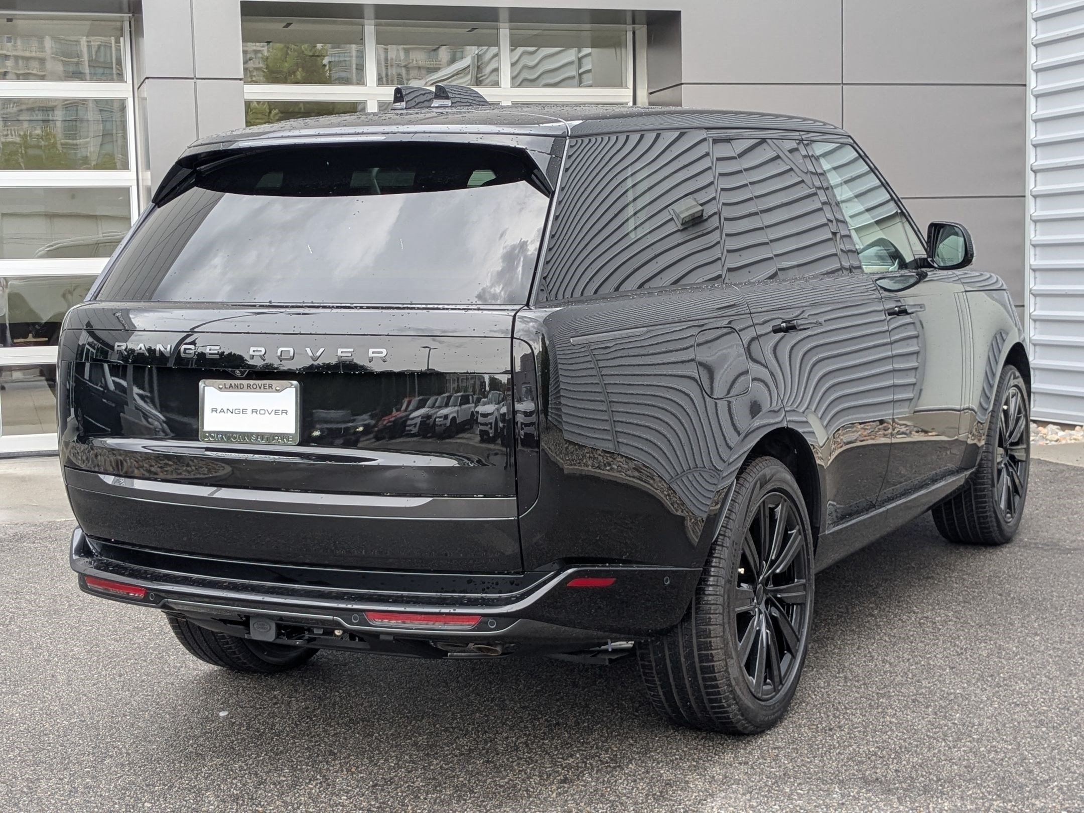 New 2026 Land Rover Range Rover SE AWD/4WD image 5