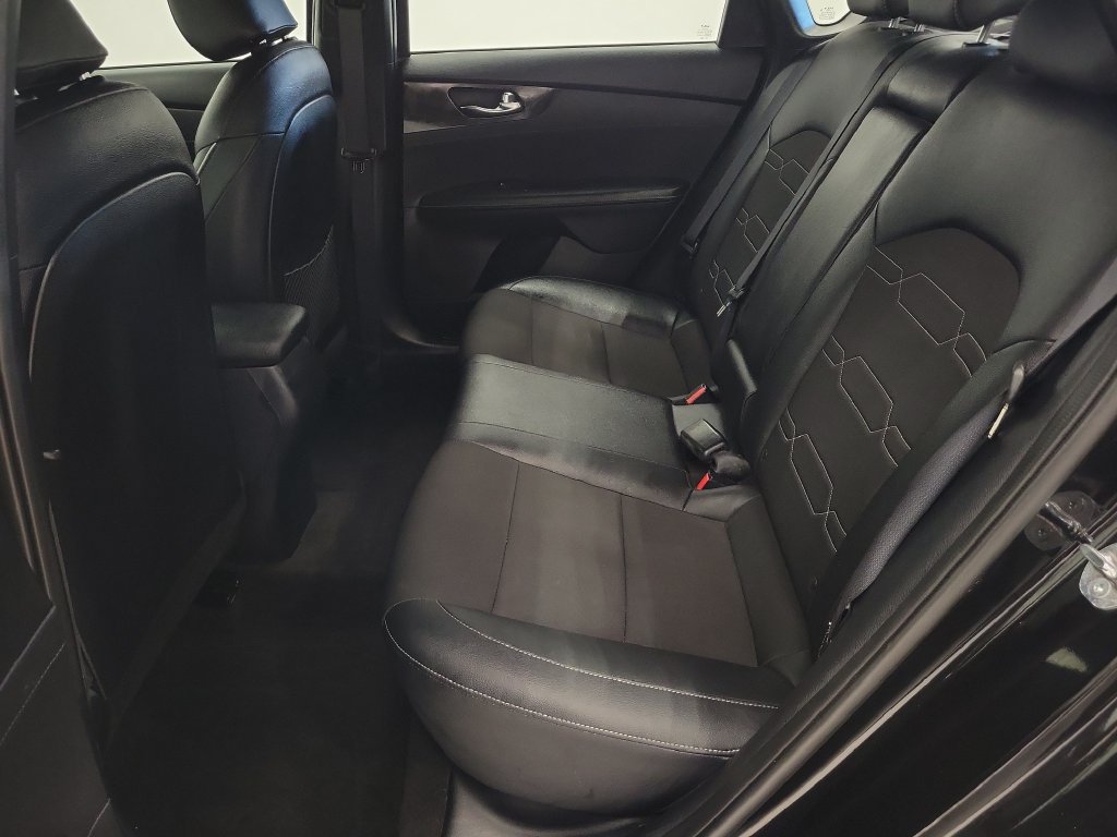 Used 2024 Kia Forte GT-Line w/ GT-Line Premium Package FWD image 24