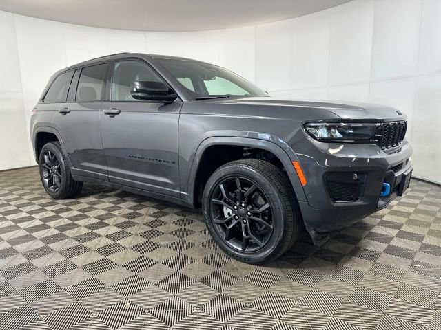 Used 2024 Jeep Grand Cherokee Limited 4xe image 2