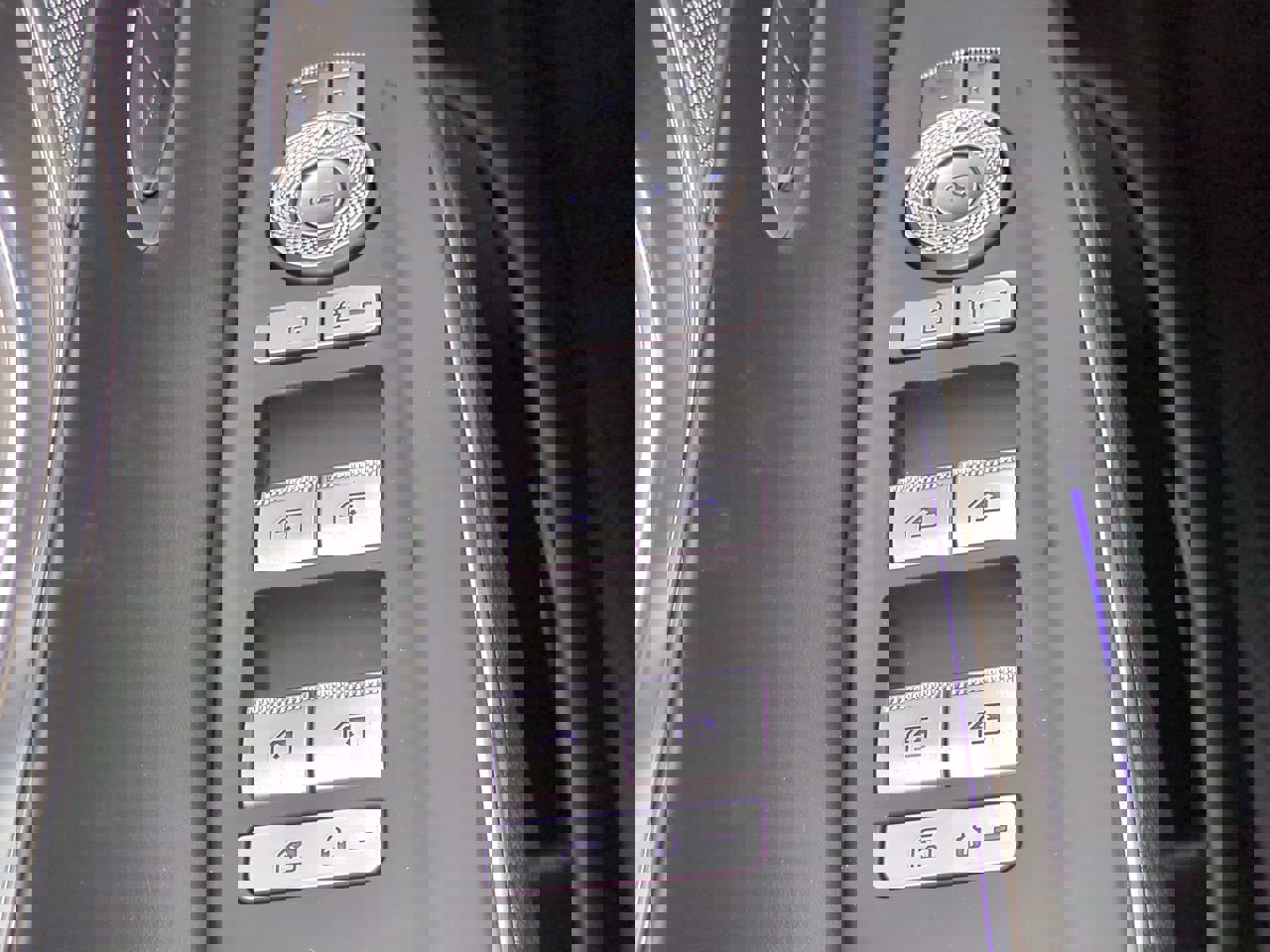 Certified 2024 Genesis GV70 3.5T Sport image 25