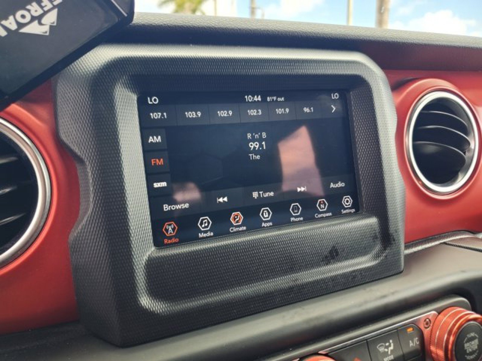 Used 2020 Jeep Wrangler Rubicon image 18