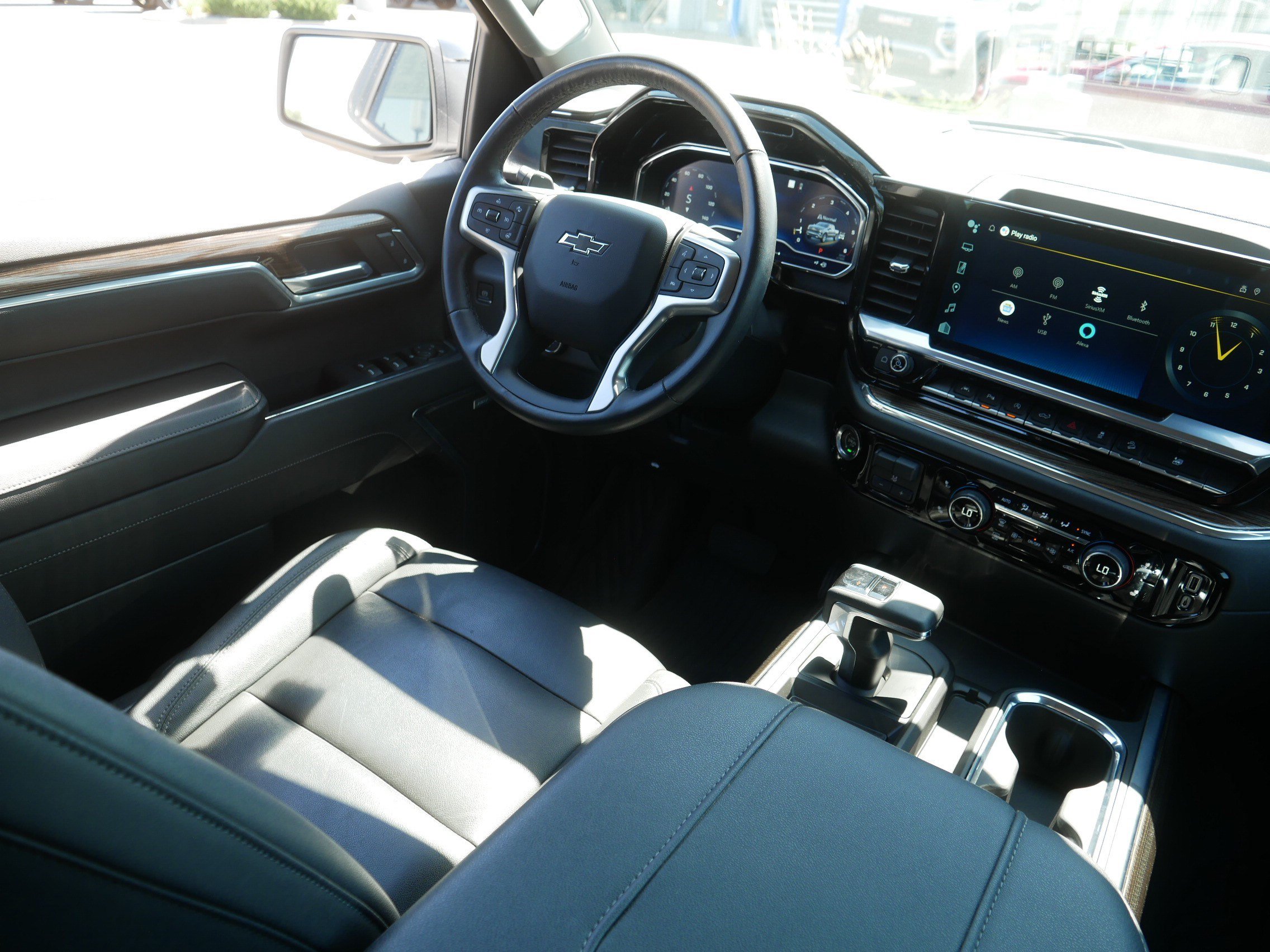 Used 2023 Chevrolet Silverado 1500 RST w/ RST All Star Premium Package AWD/4WD image 9