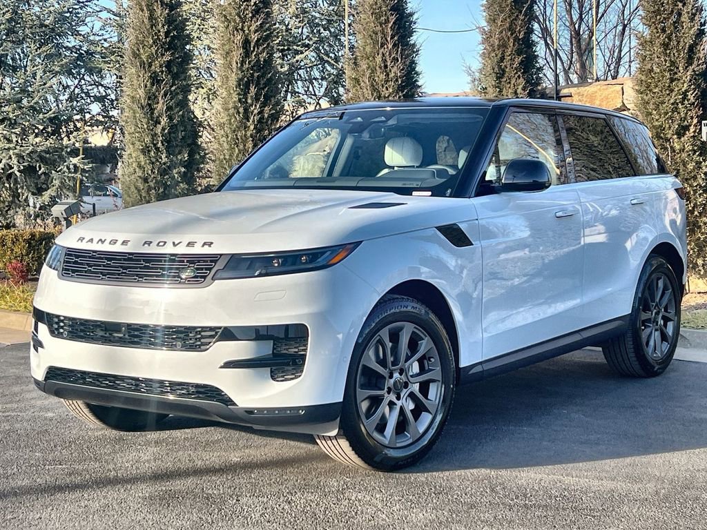 Used 2026 Land Rover Range Rover Sport SE AWD/4WD image 1