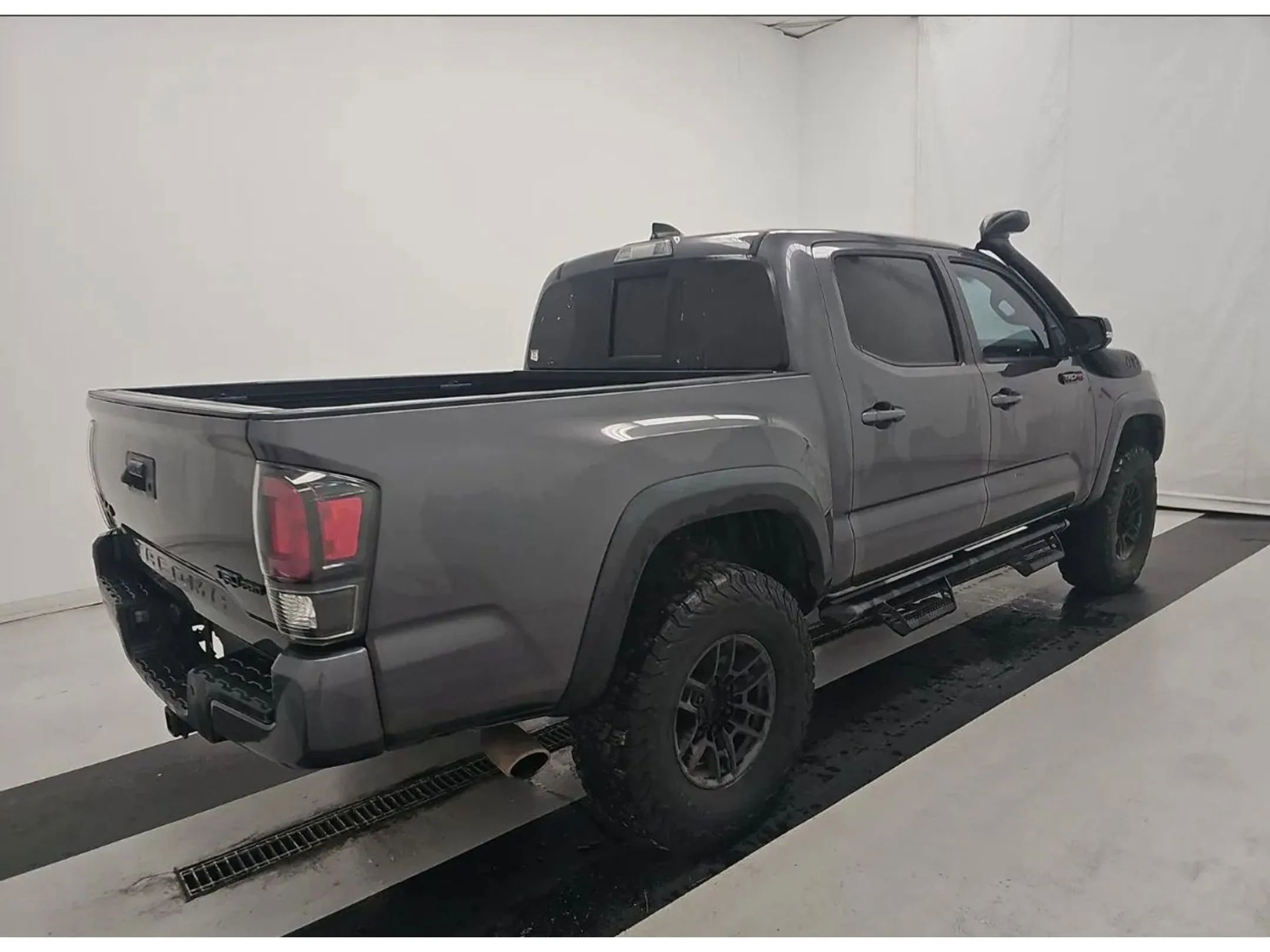Used 2021 Toyota Tacoma TRD Pro AWD/4WD image 15